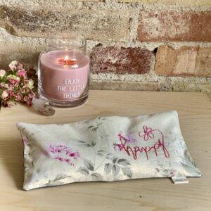 Håndbroderet øjenpude no.9